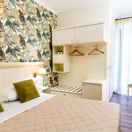 科索酒店 3* 奥维多