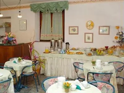 Ξενοδοχείο Corso 3*